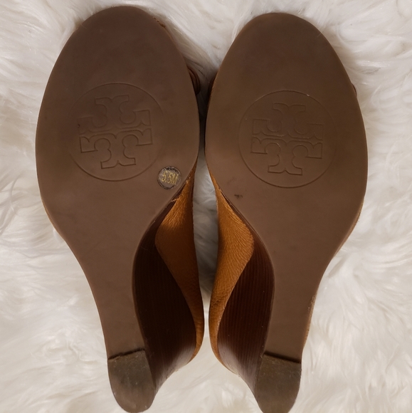 Tory BurchAmanda Open-Toe Logo Wedge Sz 5.5M - Picture 5 of 14